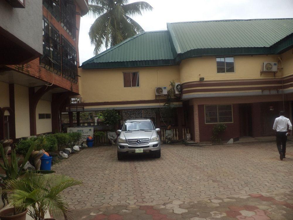 Divine Fountain Hotel Ajao Estate Лагос Экстерьер фото